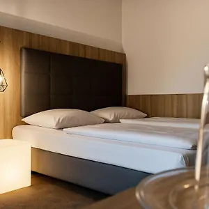 Hotel Plaza & Living Frankfurt