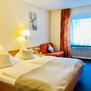 https://hotel-pflieger-nebengebaude.stuttgart-hotel.com
